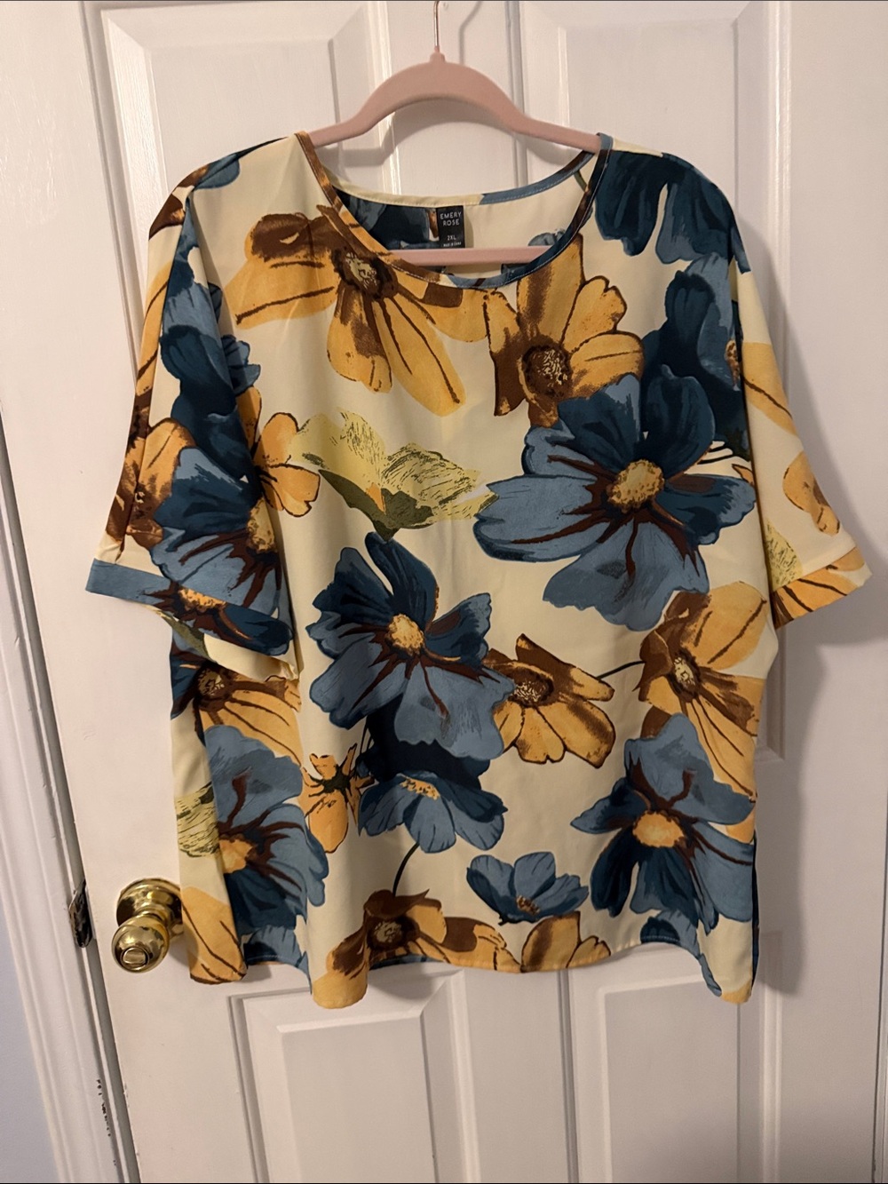 LuLaRoe Floral Short-Sleeve Blouse in Cream, Blue and Gold